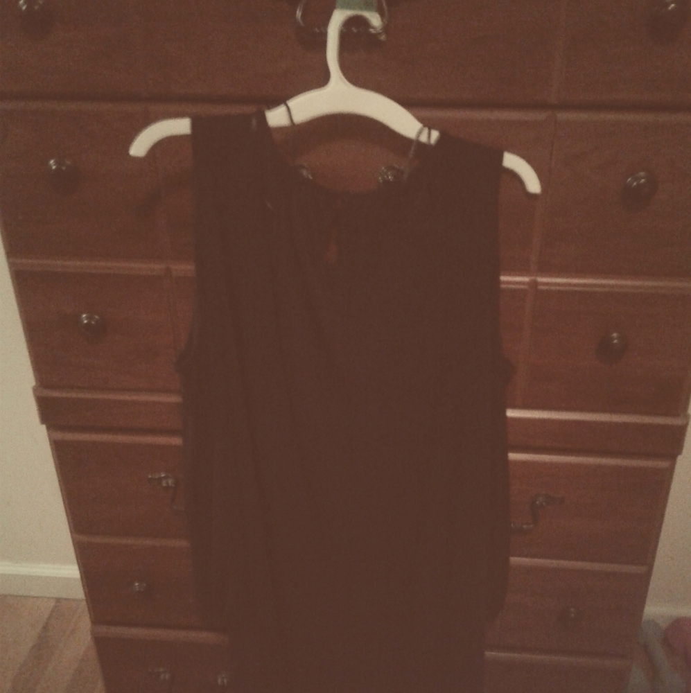 Cold shoulder long sleeve
